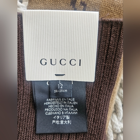 Gucci Brown Dress Socks with Iconic GG Pattern - Picture 6 of 6